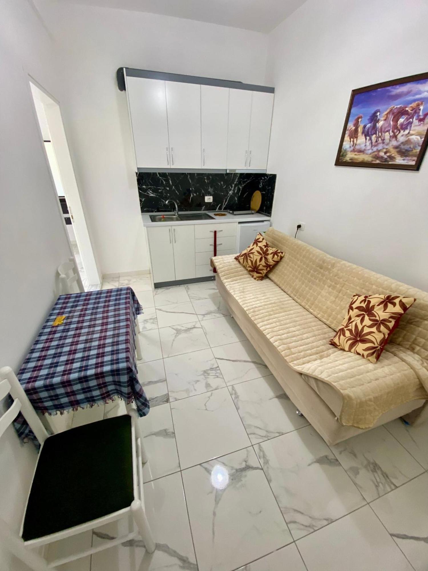 Apartmente Pamela Sarande Exterior photo